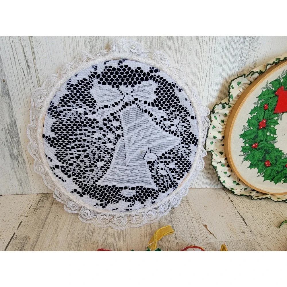 Vintage embroidered Xmas cross stitched hoops joy bell wall hanging wreath set